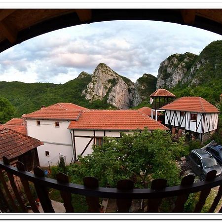 Golemi Kamik Pirot Vlasi Exterior photo