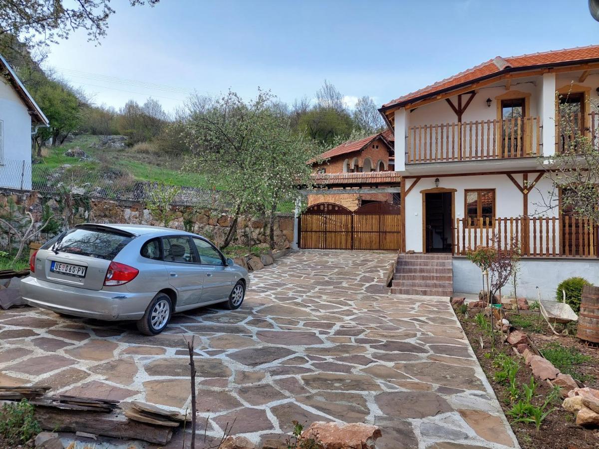 Golemi Kamik Pirot Vlasi Exterior photo